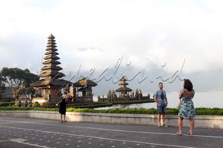 LOMBA FOTO EKSPRESI KEMERDEKAAN