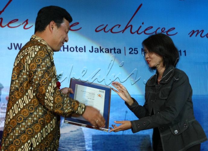 LOMBA FOTO EKSPRESI KEMERDEKAAN