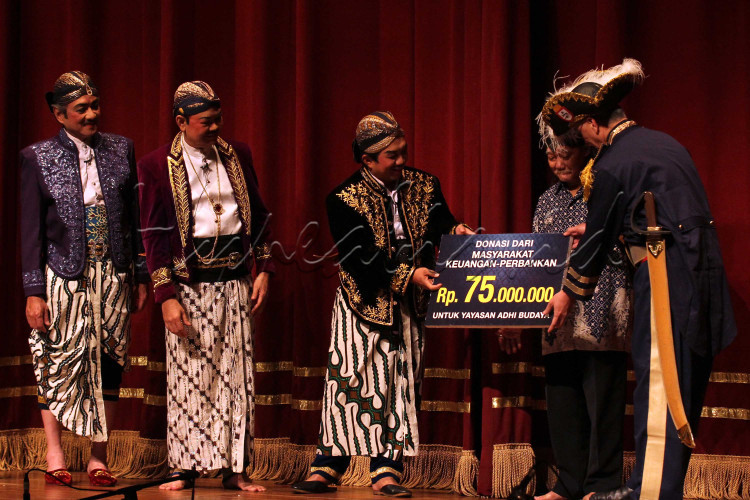 LOMBA FOTO EKSPRESI KEMERDEKAAN