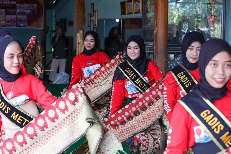 LOMBA FOTO EKSPRESI KEMERDEKAAN