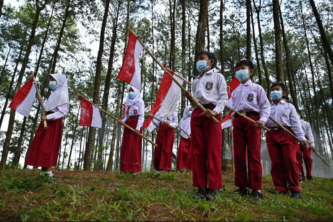 RAWE RAWE RANTAS MALANG MALANG PUTUNG GELORAKAN 5M GENERASI TANGGUH