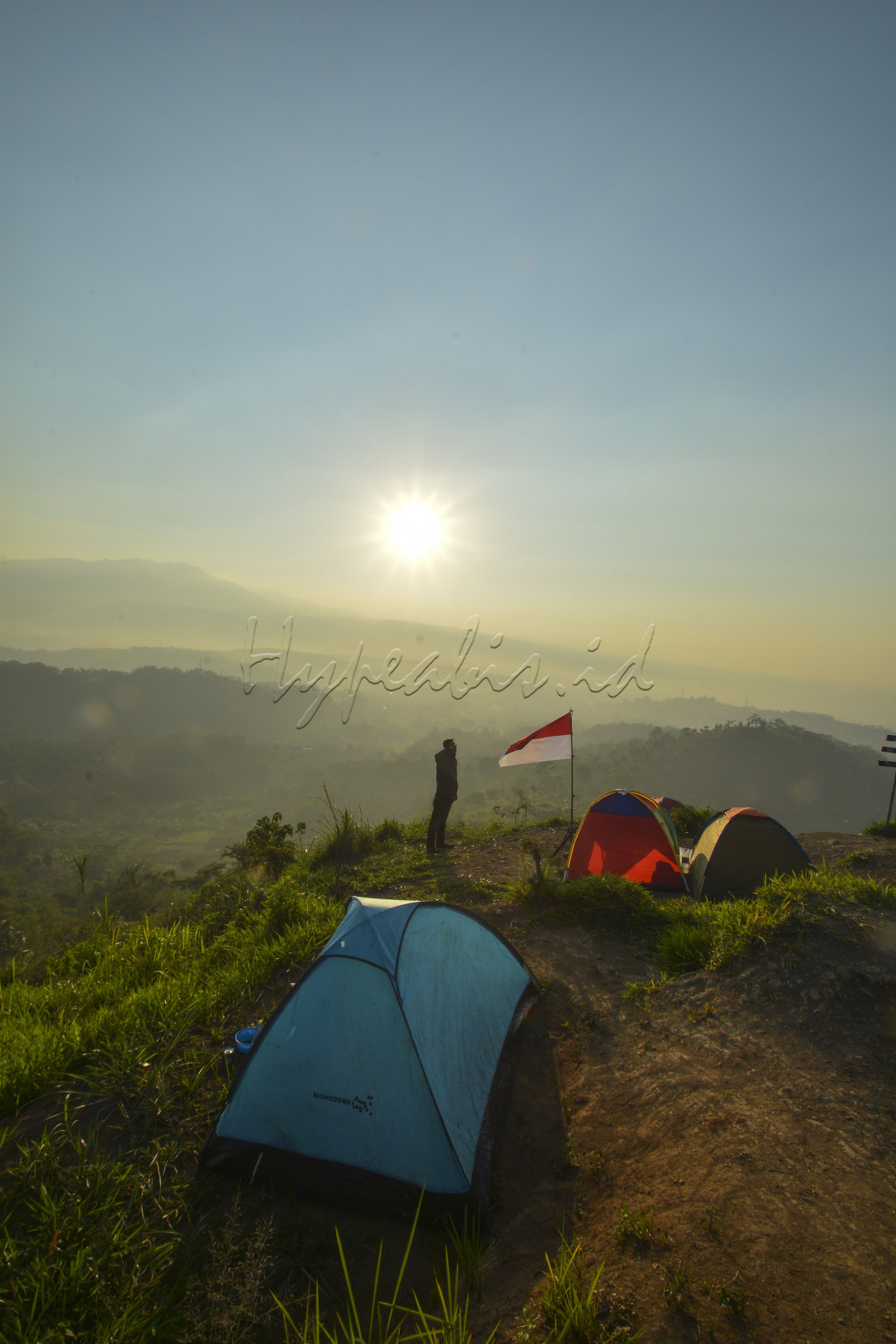 Kemerdekaan Indonesia adalah sebuah anugerah terbesar dari Yang Maha Esa yang patut kita syukuri, kemerdekaan atas tanah dan alam nan Indah dan kaya akan sumber daya alam nya.<br />
Mensyukuri kemerdekaan ini dengan turut menjaga keindahan alam ini untuk tetap lestari<br />
