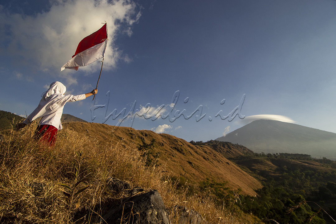 Semoga generasi pemilik masa depan bisa membuat Indonesia Tangguh Indonesia Tumbuh dan merdeka dalam berkarya untuk negeri tercinta INDONESIA.