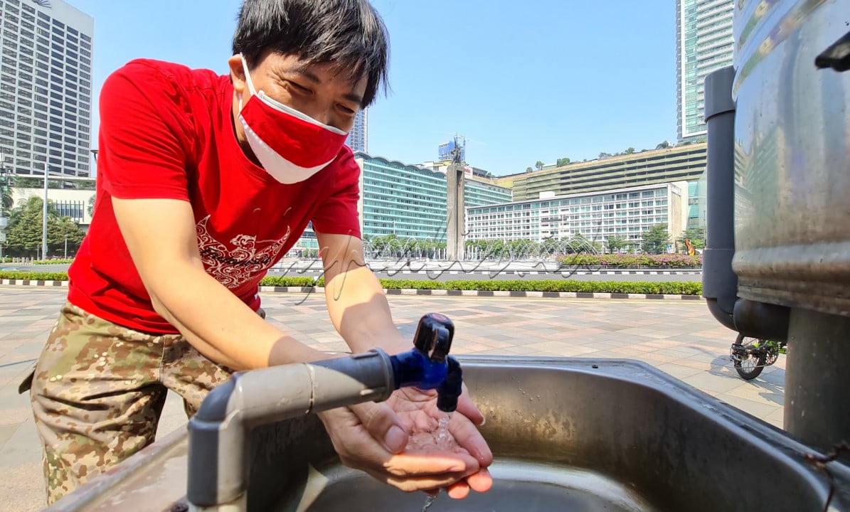 Kita bisa merdeka dari pandemi jika semua warga rajin dan taat melakukan 3M: Mencuci tangan, Memakai masker dan Menjaga Jarak