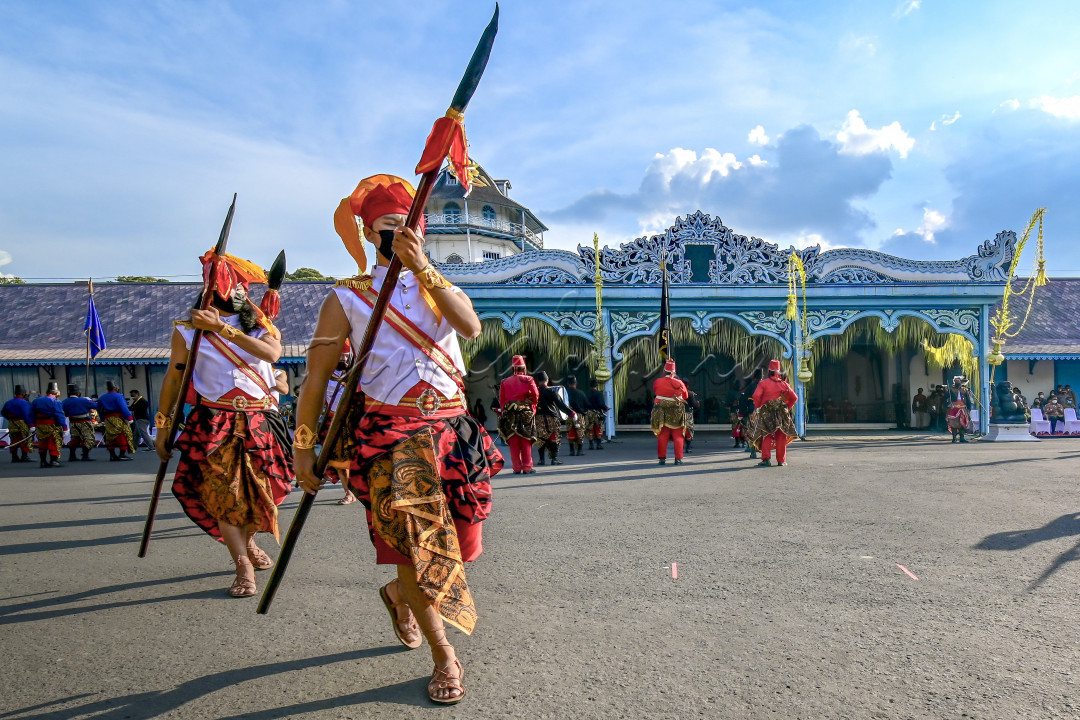 Aksi budaya prajurit Keraton kasunanan Surakarta mulai dihidupkan kembali, setelah beberapa waktu tidak aktif karena pandemi, kegiatan ini membuka kembali ruang-ruang budaya agar menarik para para wisatawan.<br />

