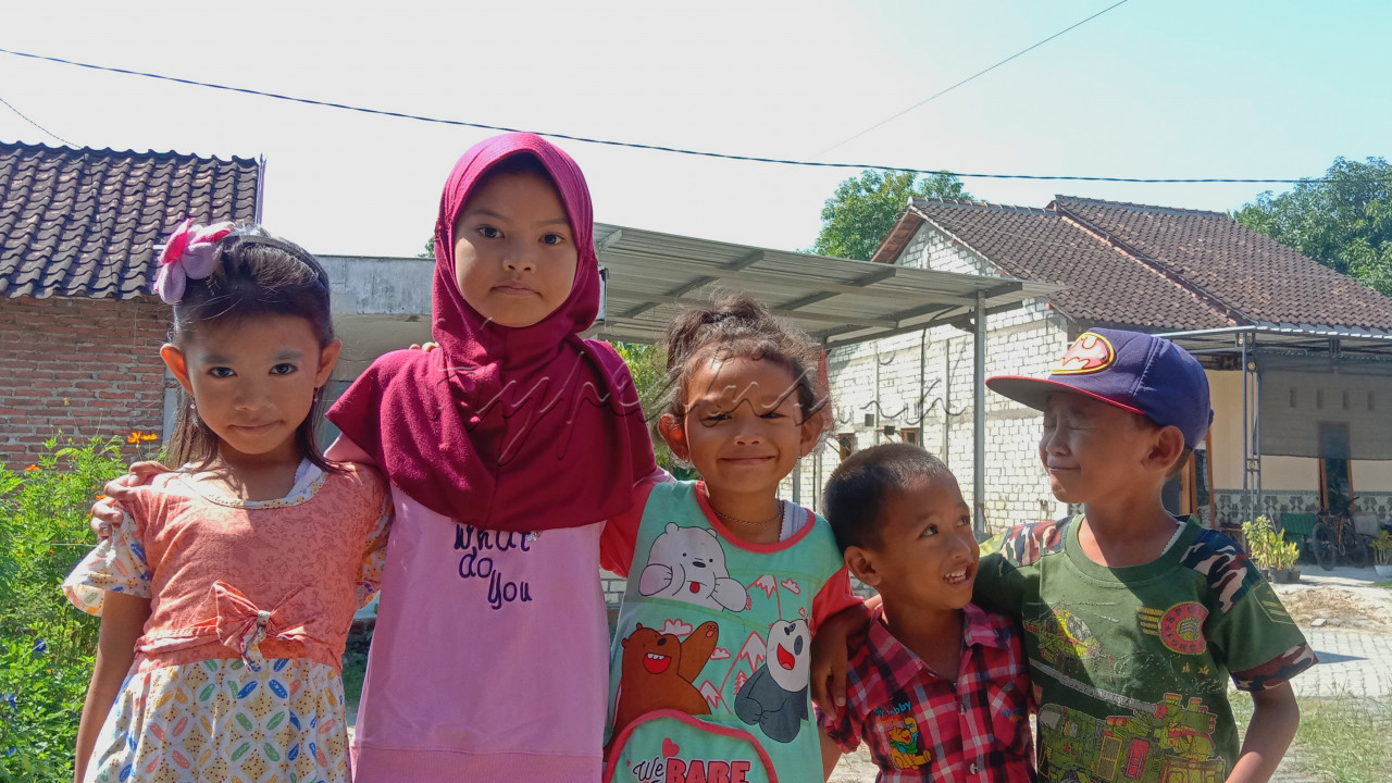 Indonesia merupakan negara yang kaya akan segala hal, sumberdaya alam, budaya, suku, dan sebagainya. Keberagaman indonesia ini bukan suatu ancaman namun sesuatu kekuatan dalam sebuah persatuan