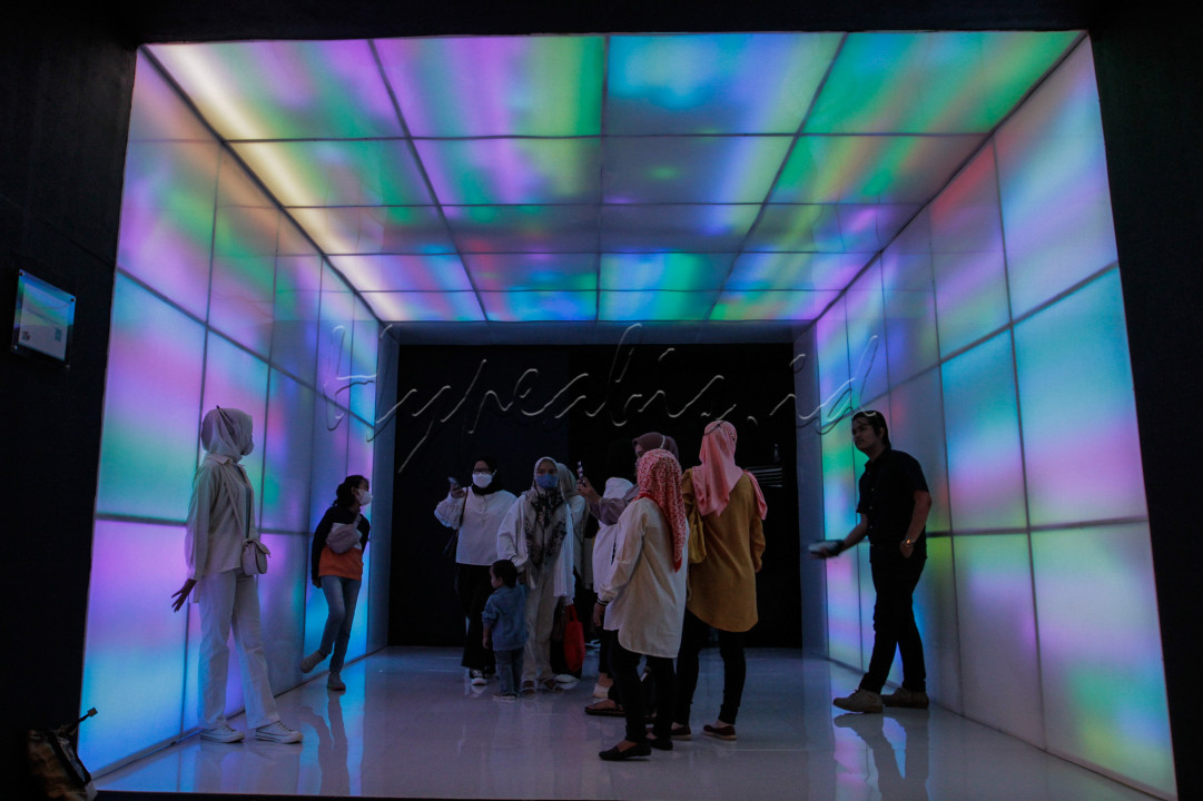Pameran ini melibatkan sebanyak 15 kreator yang menyuguhkan karya yang telah dikenal luas oleh masyarakat seperti Si Juki hingga Gundala.