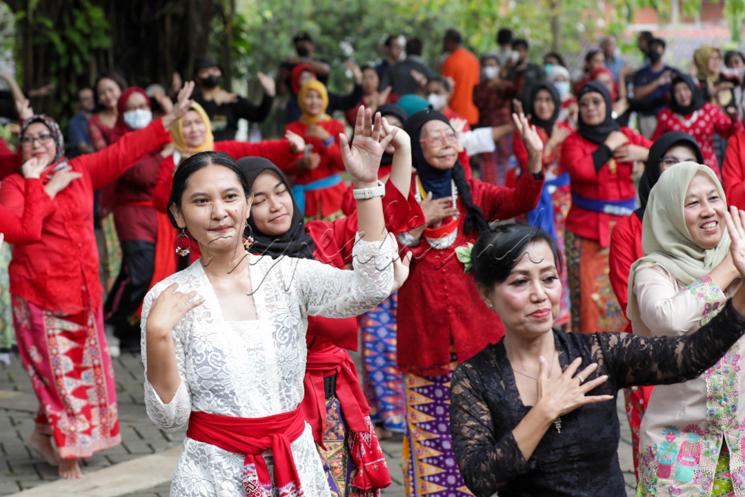 Bertajuk Tanda Cinta Untuk Pak Bagong, acara tersebut bertujuan untuk memberikan penghormatan atas kiprahnya dalam bidang seni dan kebudayaan di Indonesia, terutama seni tari.