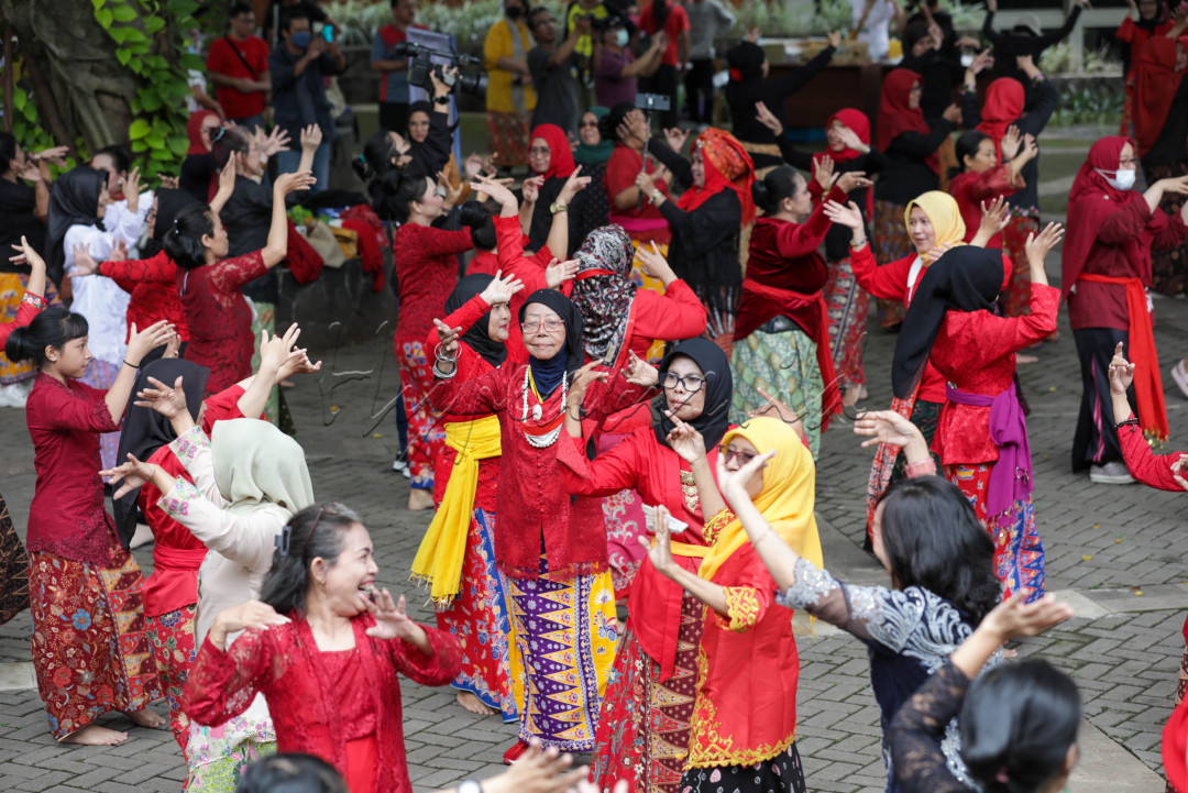 Acara ini sekaligus untuk memperingati hari kelahiran sang maestro. 