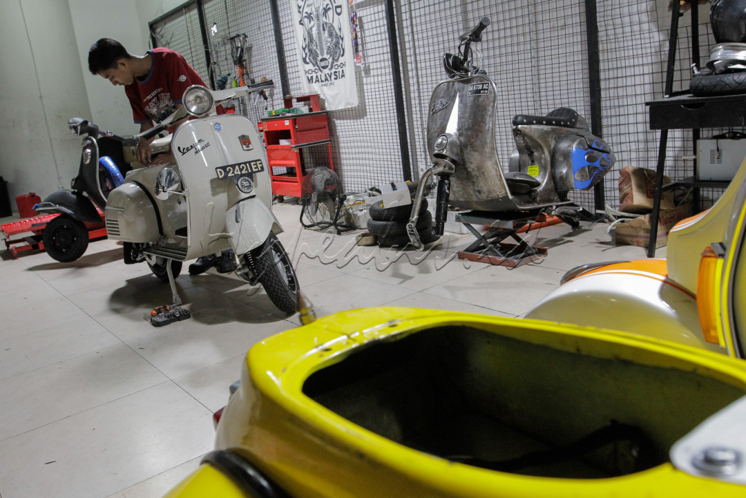 Semakin berkembangnya teknologi dewasa ini, menghasilkan sejumlah invovasi yang menarik dan juga bermanfaat. Salah satunya adalah konversi motor konvensional menjadi motor listrik.