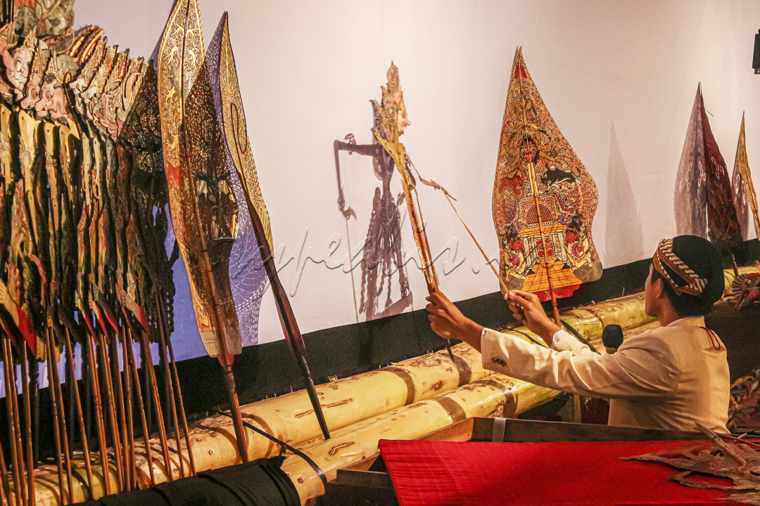 Seni Pewayangan harus terus dilestarikan dari waktu ke waktu, untuk itu saat ini banyak diadakan festival dalang Cilik termasuk di jawa Timur { Jatim }. Pekan Wayang Jatim yang digelar tanggal 1 hingga 7 Nopember 2022ini, menjadi wadah bagi Dalang Cilik untuk menampilkan Bakatnya