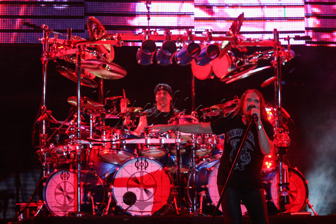 <br />
Saat ini Personil Dream Theater adalah John Petrucci (gitar), Mike Mangani (drum), John Myung (bass), James Labrie (vokal), dan Jordan Rudess (keyboard).