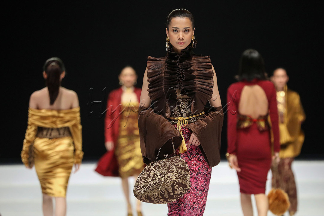 Wastra Indonesia selalu punya cerita. 