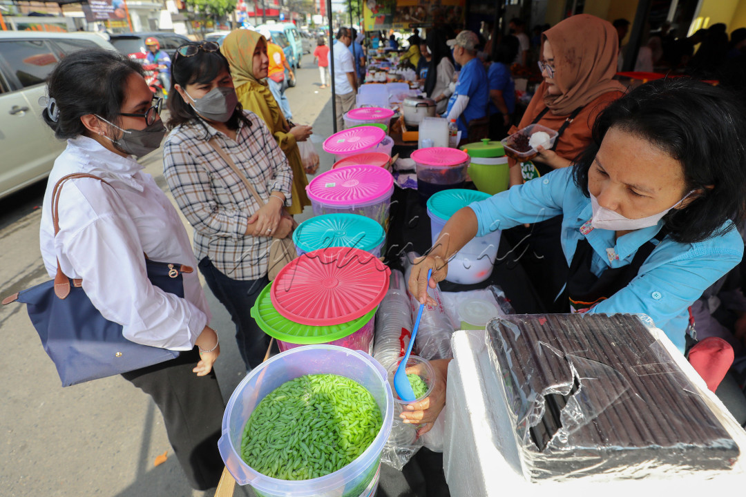 Namun sekarang menu yang tersaji di lokasi tersebut beragam. 