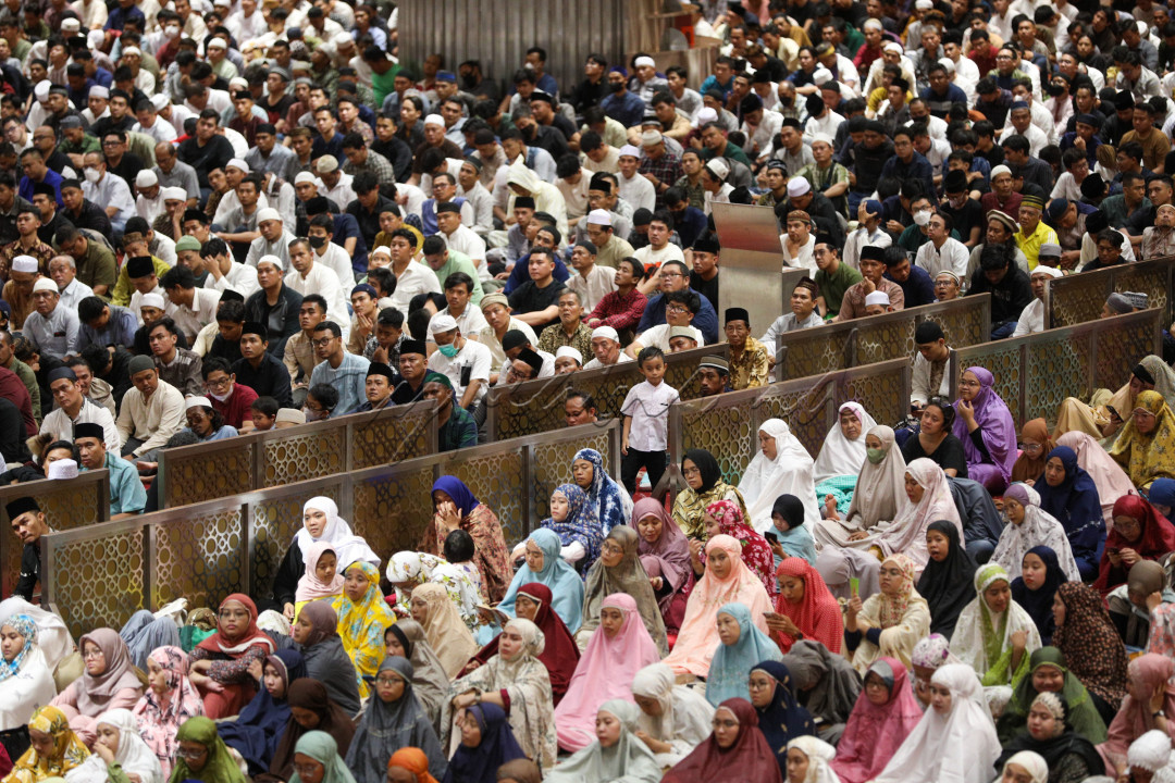Bertarawih di Masjid Istiqlal merupakan keistimewaan tersendiri setelah beberapa tahun yang lalu shalat berjamaah di Masjid Istiqlal dibatasi, bahkan sempat ditiadakan.