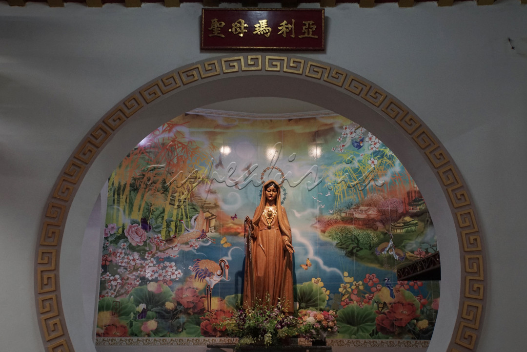 Hingga kini, gereja tersebut masih aktif digunakan untuk beribadah oleh umat kristiani di sekitarnya. Bahkan di sana menggelar misa dengan dua bahasa yakni Bahasa Mandarin dan Bahasa Indonesia.