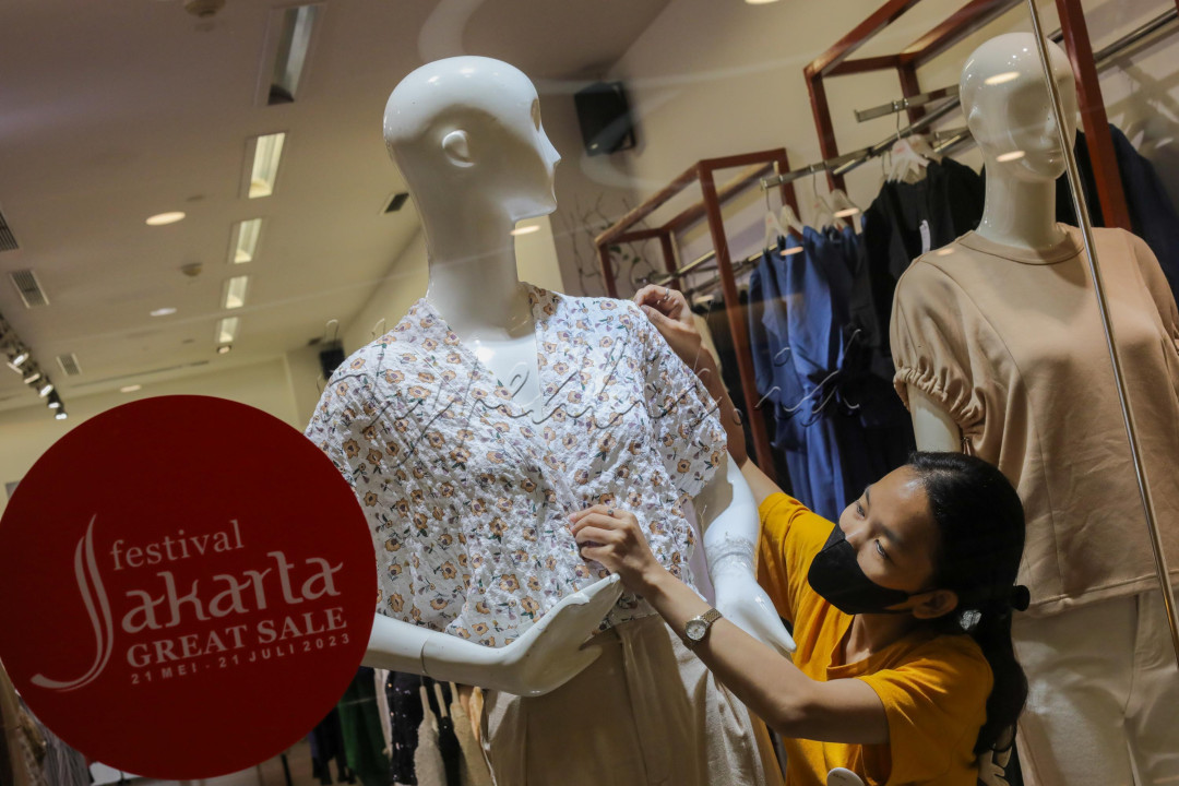 Festival ini memberikan penawaran diskon hingga 70% untuk produk-produk unggulan di 94 pusat belanja di DKI Jakarta.